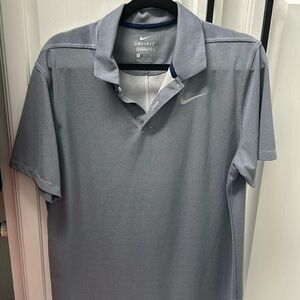 Men’s Medium Nike light blue golf shirt